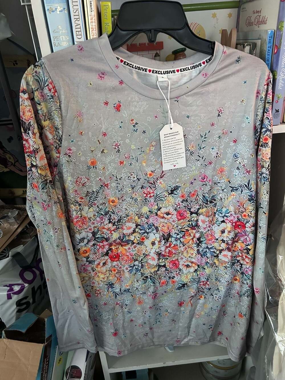 Exclusive Brand Floral Print Long Sleeve Crew Neck Top